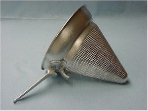4700- 5-1/2 Qt China Cap Strainer