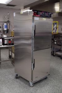 RO151FWUA18DE QuikTherm AquaTemp Full-Size Retherm Convection Oven