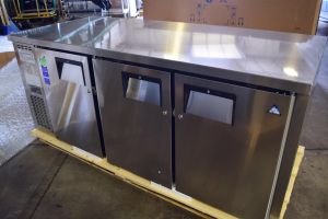 ETR3 Three-Section Worktop Refrigerator
